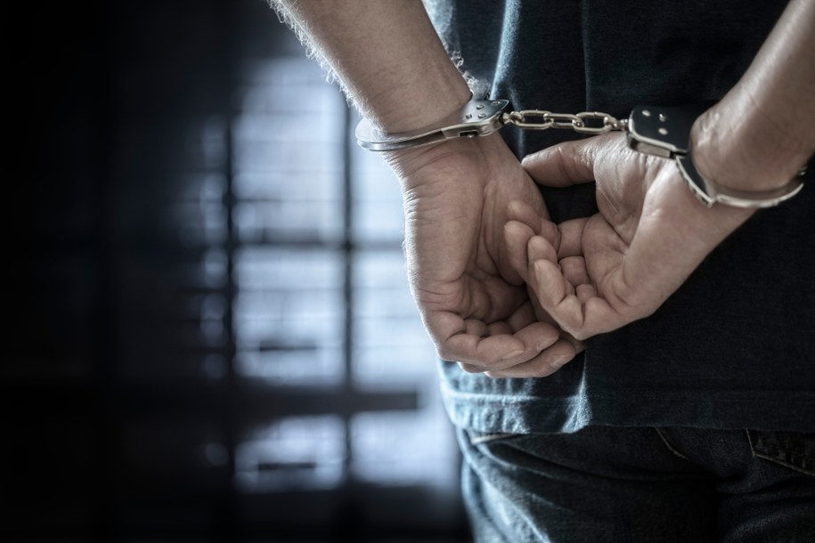​47-latek z zarzutem zabójstwa żony i teściowej