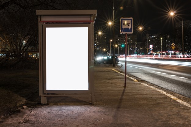 Podpalenie mężczyzny na przystanku. Sprawca zatrzymany