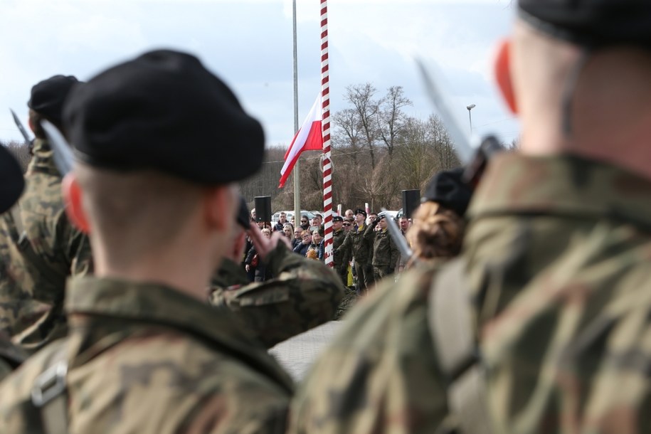 Szef MON zapowiada zmiany. Będzie więcej wojska w przygranicznych województwach