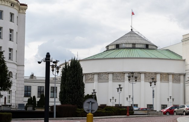 Sejm: Wpadka z transmisją zamkniętego spotkania Lewicy. "To skandal"