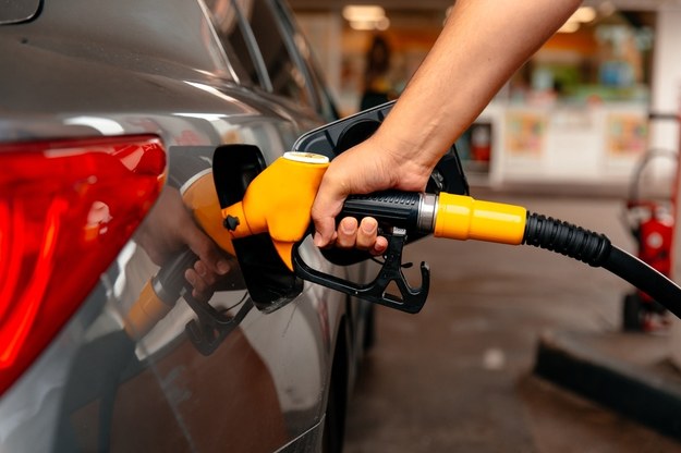 Ekspertka: W związku z sytuacją na Bliskim Wschodzie, ceny benzyny mogą rosnąć