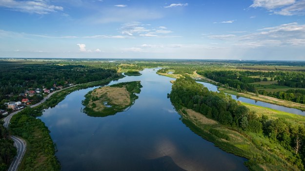 Małopolska: Spokój w kwestii skażenia rzek po pożarze w Siemianowicach