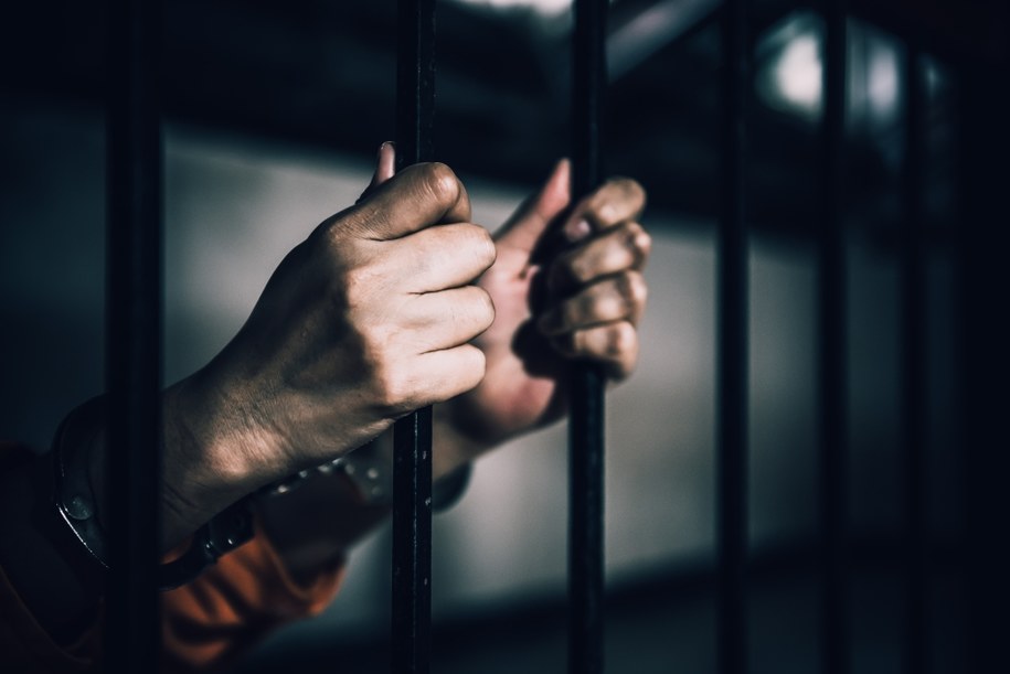 Skatował żonę, zacierał ślady. Polityk usłyszał wyrok