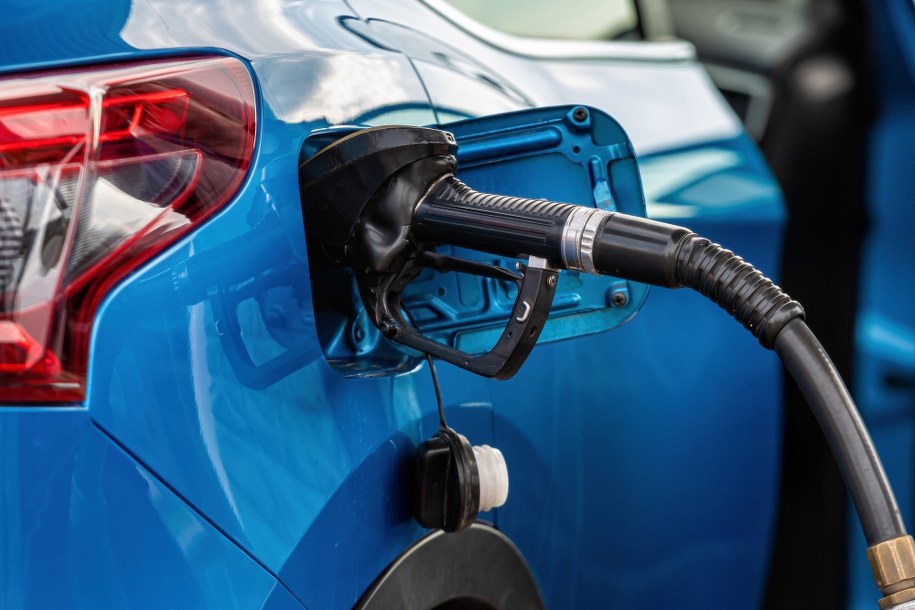 Niefortunna pomyłka: Zamiast benzyny do baków poleciał diesel