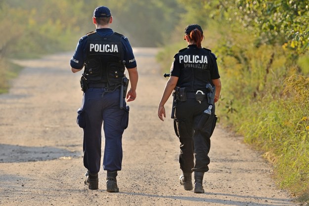 Policjanci przy granicy mają mieć ze sobą broń