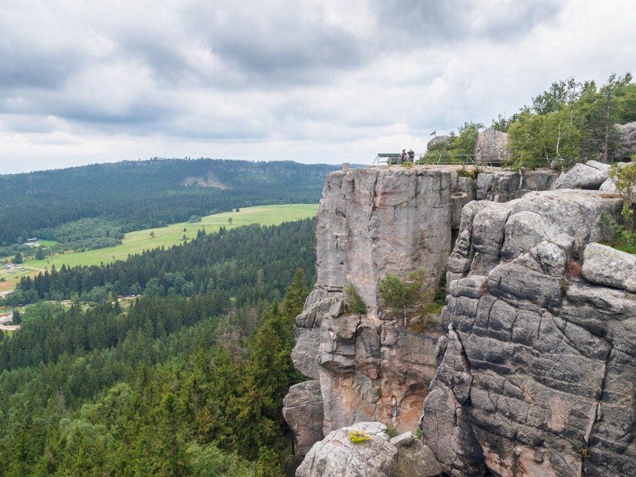 W rezerwacie Wietrznia mężczyzna spadł z półki skalnej