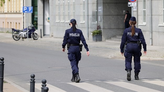 Libacja, awantura i zemsta w ogródku. Policjanci interweniują dwa razy