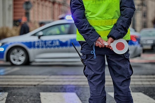 Więcej policji na drogach. Polacy wyjeżdżają na długi weekend