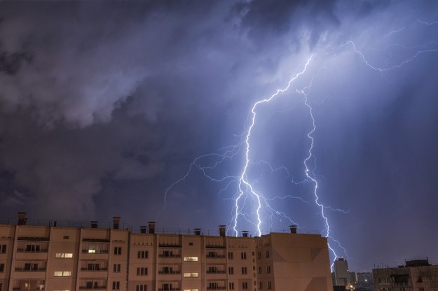 Niebezpieczna pogoda w Polsce. Są ostrzeżenia trzeciego stopnia