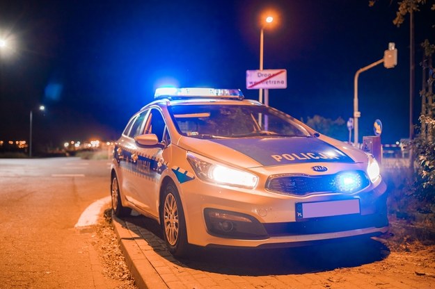 Cztery osoby potrącone przez parkujący samochód