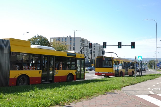 Dodatkowe linie autobusowe na Wszystkich Świętych w Świętokrzyskiem