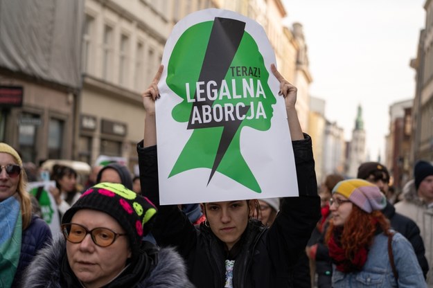 Sprawa aborcji po roku rządów KO. W styczniu projekty mogą wyjść z komisji