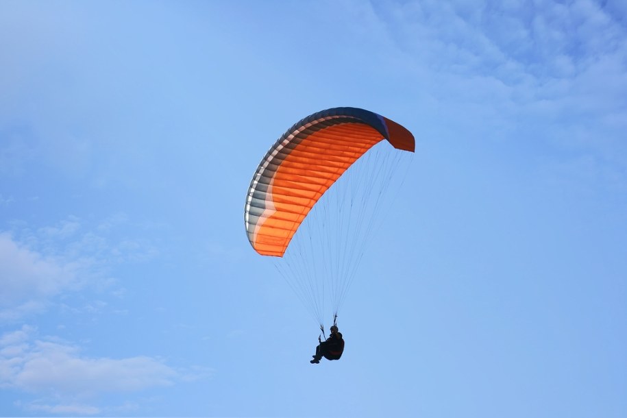 Poszukiwania polskiego paralotniarza Witolda Gilarskiego. Każdy może pomóc