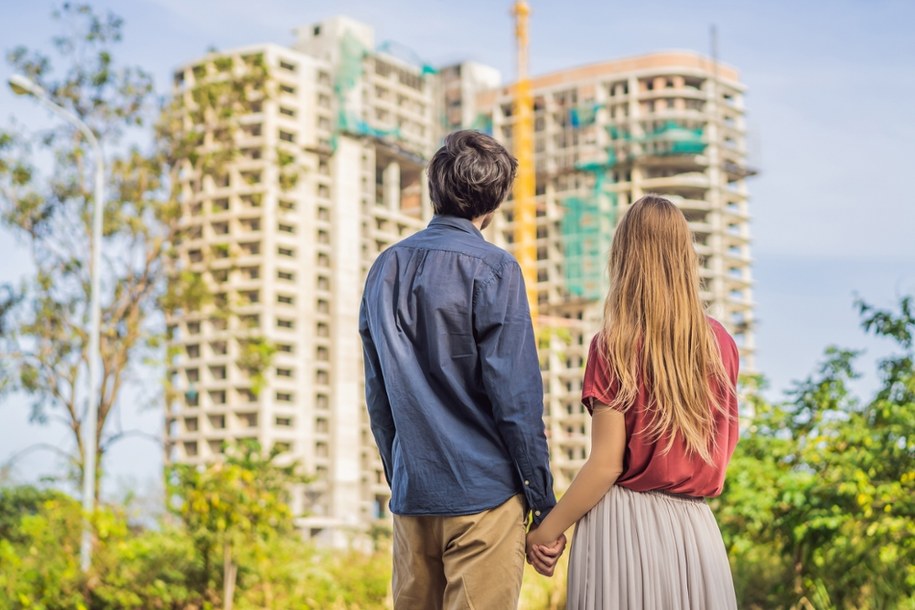 Niespełna połowa Polaków zadłużona. "W krajach rozwiniętych posiadanie kredytu jest naturalne"