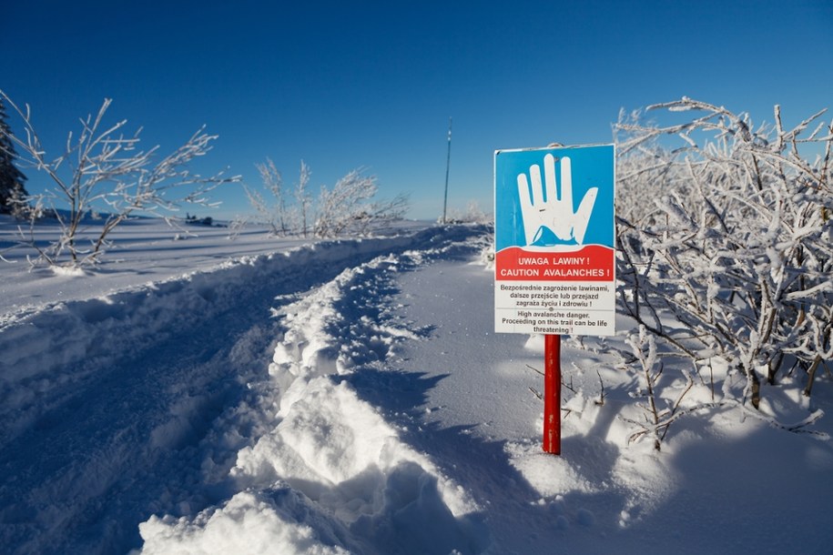 Pilny alert RCB. Nie wychodź w góry, lawiny mogą zejść w każdej chwili