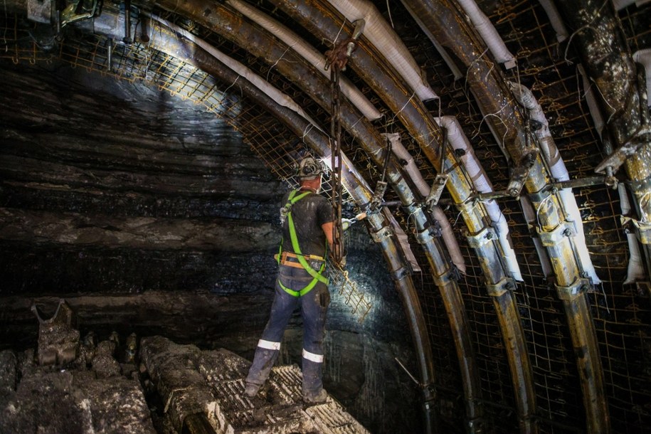 Kolejna górnicza spółka z problemami. "Brak jest jakichkolwiek robót"