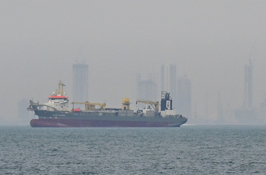 Blokada cieśniny Ormuz. 20 tys. marynarzy utknęło na statkach