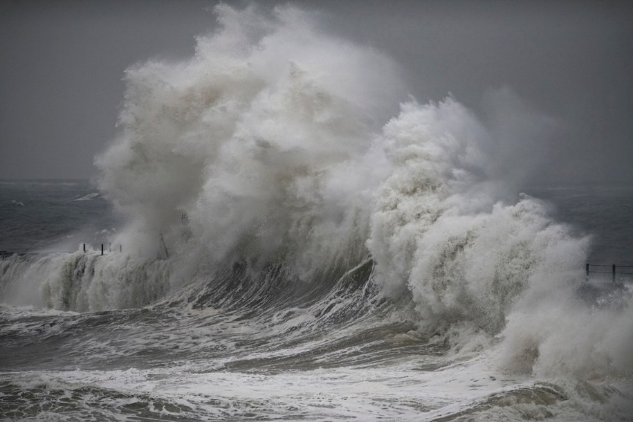 Marynarz wypadł za burtę, nadano sygnał "mayday". Akcja ratunkowa na Morzu Północnym