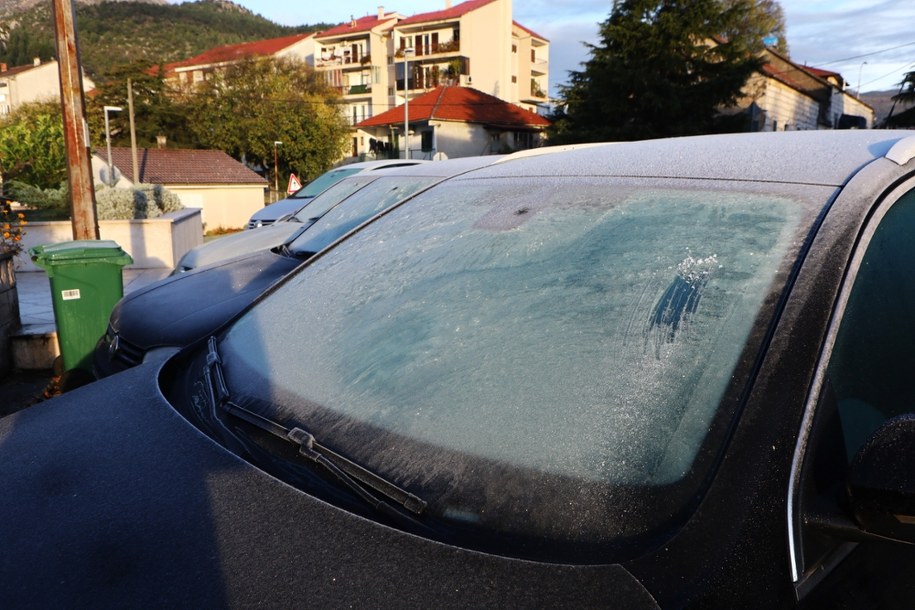Nadchodzi chłodna noc. Uwaga na przymrozki