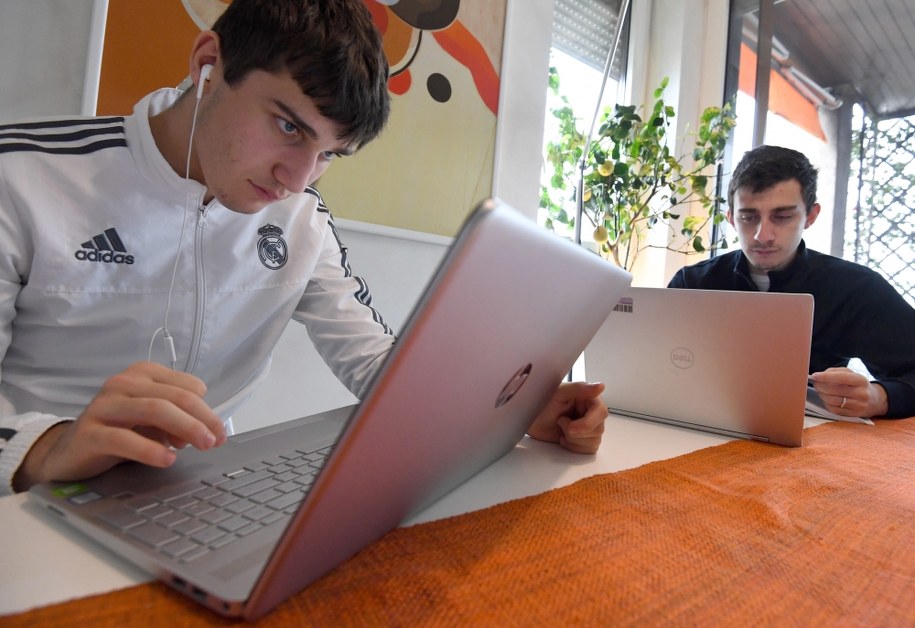 (zdjęcie ilustracyne) /DANIEL DAL ZENNARO  /PAP/EPA