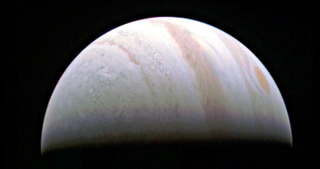 Zdjęcie Jowisza z 27 sierpnia, kiedy sonda Juno była w odległości 703 000 km /NASA