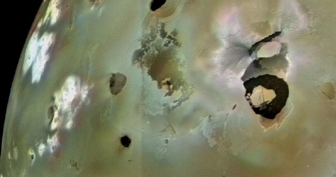Zdjęcie Lokiego uchwycone przez sondę Voyager 1 /NASA