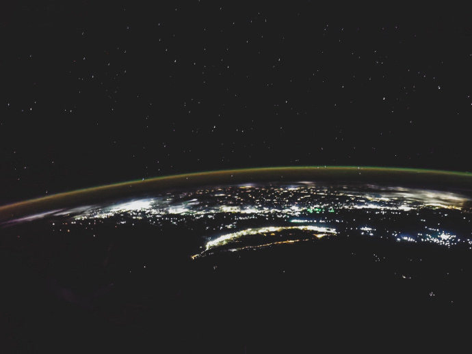 Zdjęcie naszej planety wykonane z kosmosu... smartfonem - China Manned Space Agency /materiały prasowe