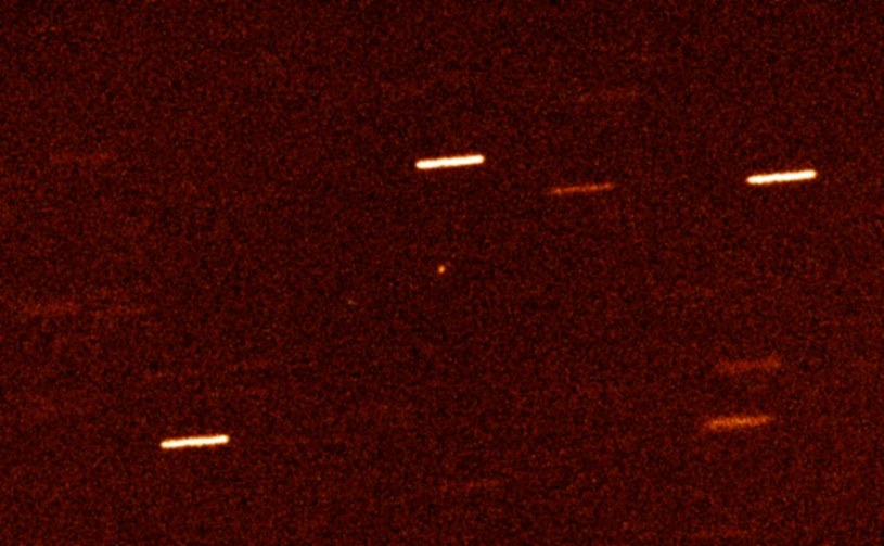 Zdjęcie Oumuamua wykonane 28 października 2017 roku - nie wykryto wtedy oznak aktywności kometarnej obiektu /NASA