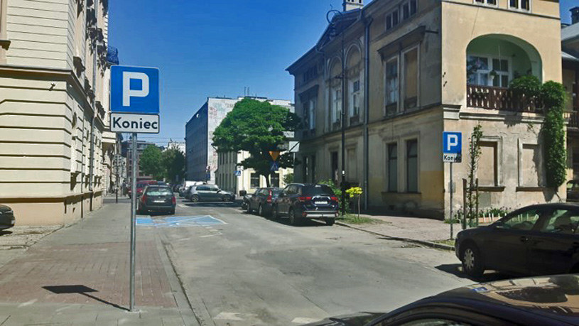 Zdjęcie przesłane przez pana Piotra - "skrócono" parking z uwagi na nową kopertę /Informacja prasowa