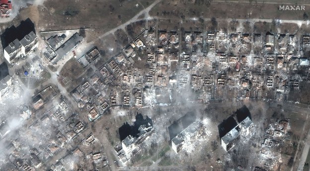 Zdjęcie satelitarne Mariupola po 5 tygodniach rosyjskiej agresji /MAXAR TECHNOLOGIES HANDOUT /PAP/EPA