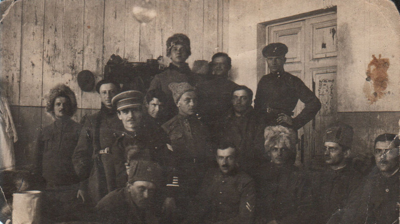 "Zdjęcie wykonane prawdopodobnie w 1920 r. Józef Dubiński w prawym dolnym rogu" /Archiwum autora