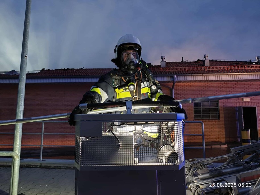 Zdjęcie z akcji gaśniczej /OSP Lipowiec w Czechowicach-Dziedzicach /