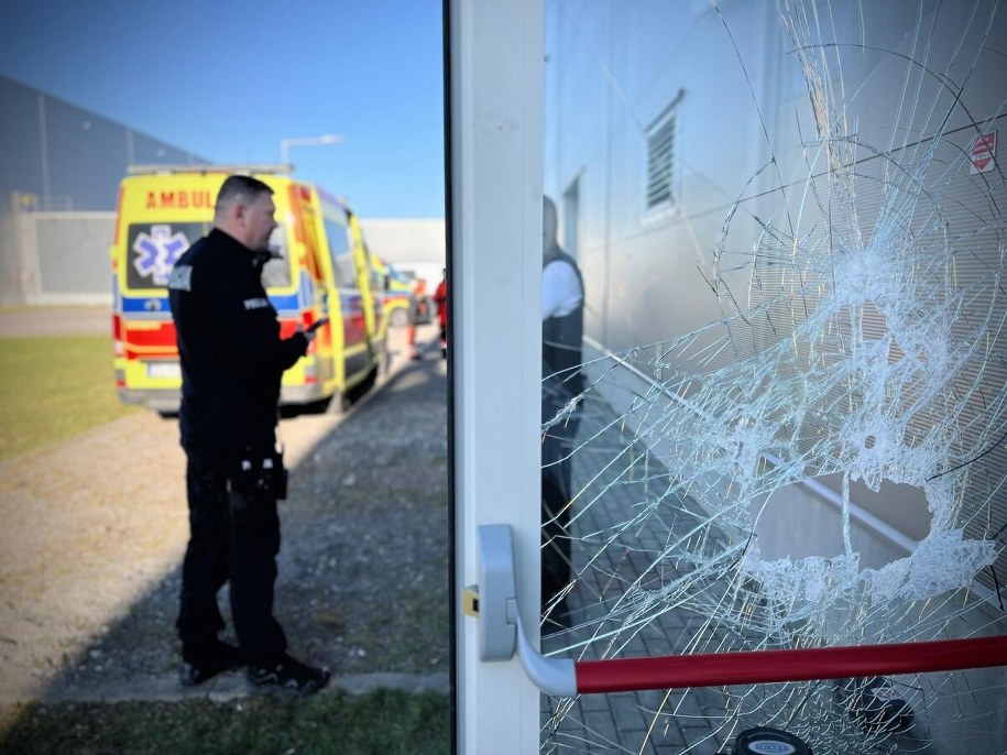 Zdjęcie z akcji służb w fabryce Gillette /asp. Kamila Sowińska, KMP Łódź /