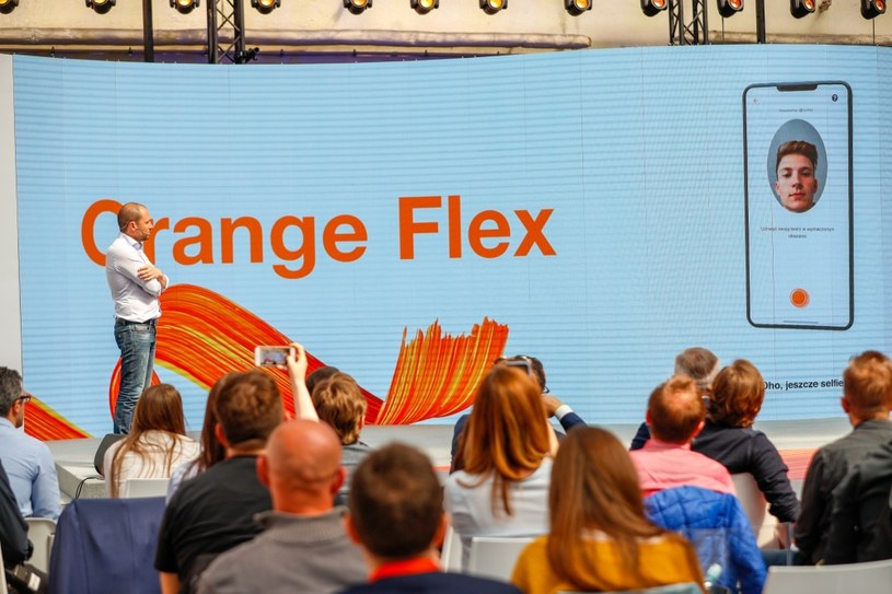Zdjęcie z konferencji prasowej prezentującej ofertę Orange Flex /INTERIA.PL