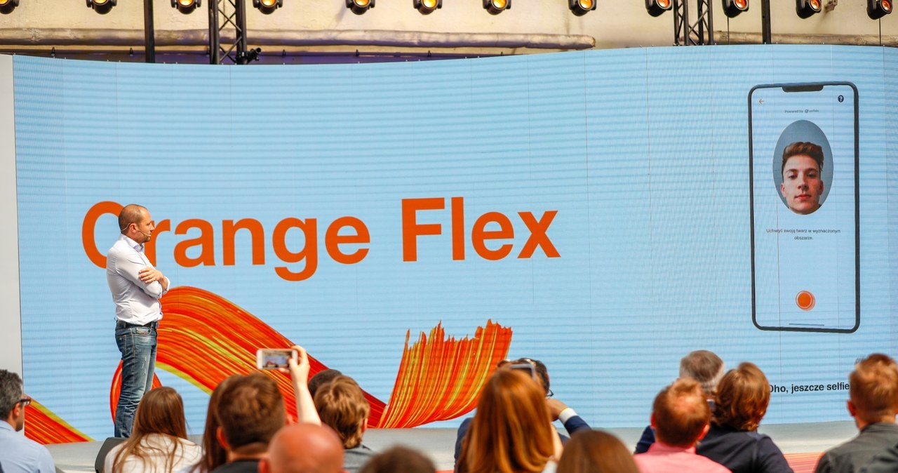 Zdjęcie z konferencji prasowej prezentującej ofertę Orange Flex /INTERIA.PL