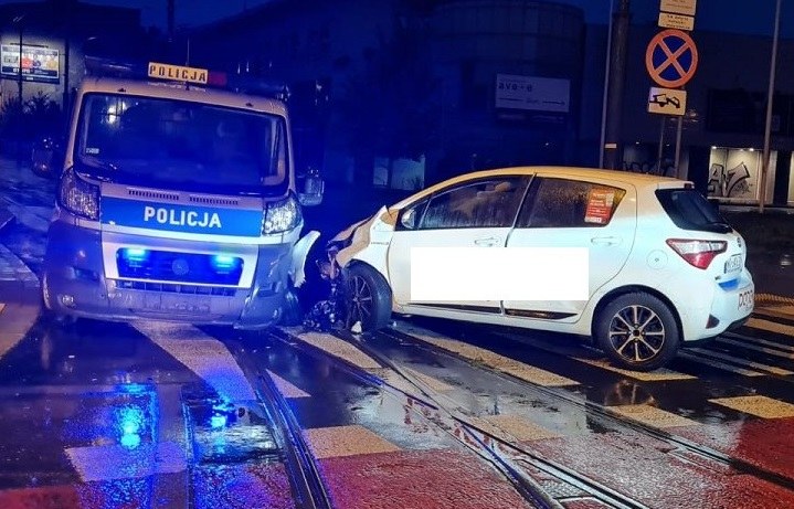 Zdjęcie z miejsca kolizji /Policja