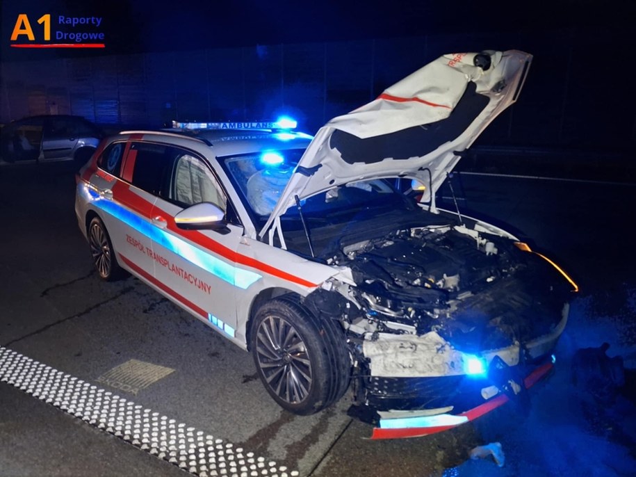 Zdjęcie z miejsca kolizji /Raporty Drogowe Autostrada A1/Pomoc Drogowa Raków /