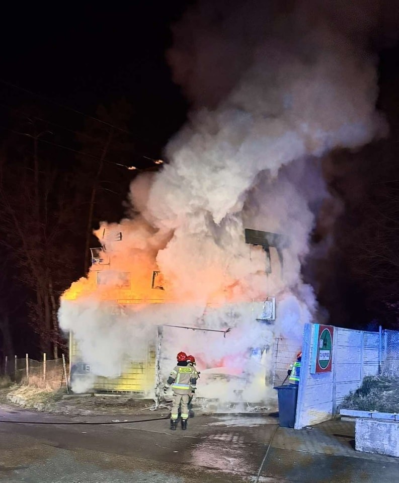 Zdjęcie z miejsca pożaru /https://iloveslubice.pl/ /