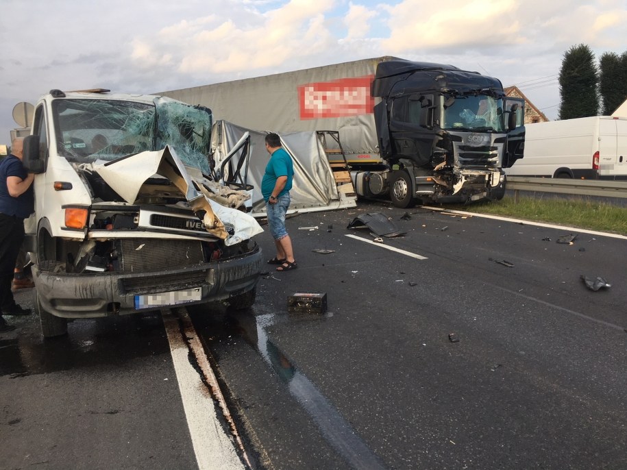 Zdjęcie z miejsca wypadku od naszego Słuchacza. /Gorąca Linia RMF FM