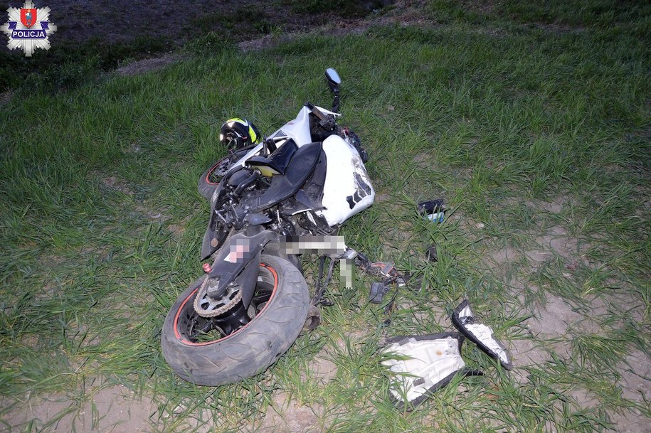 Zdjęcie z miejsca wypadku w Bodaczowie na Lubelszczyźnie /KMP Zamość /Policja