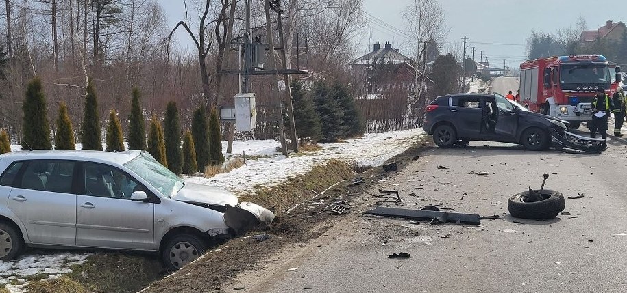 Zdjęcie z miejsca wypadku w Nowym Borku /KMP Rzeszów /Policja