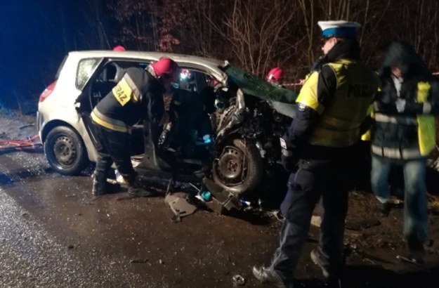 Zdjęcie z miejsca wypadku w Raniewie 28 grudnia 2017 roku /arch. Policja /