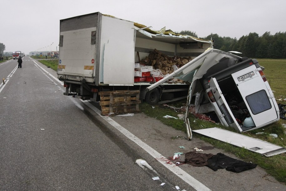 Zdjęcie z miejsca wypadku /Artur Reszko /PAP