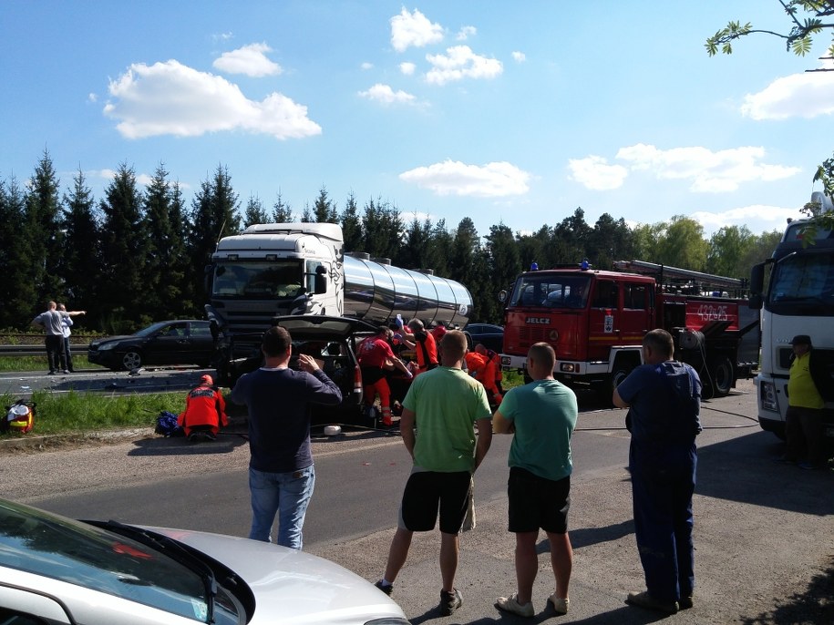 Zdjęcie z miejsca wypadku /Gorąca Linia RMF FM /Gorąca Linia RMF FM