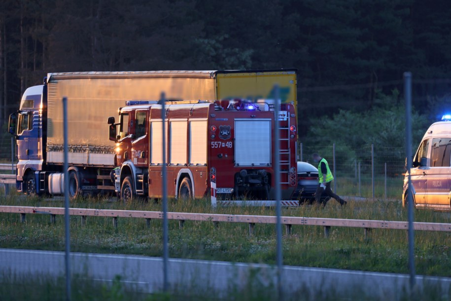 Zdjęcie z miejsca wypadku / 	Leszek Szymański    /PAP