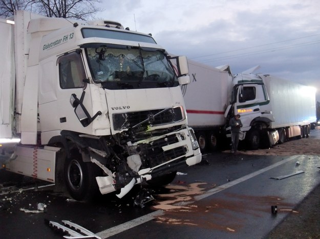Zdjęcie z miejsca wypadku /PSP Busko-Zdrój /PAP
