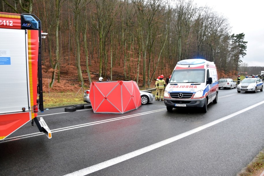 Zdjęcie z miejsca wypadku / 	Marcin Bielecki    /PAP