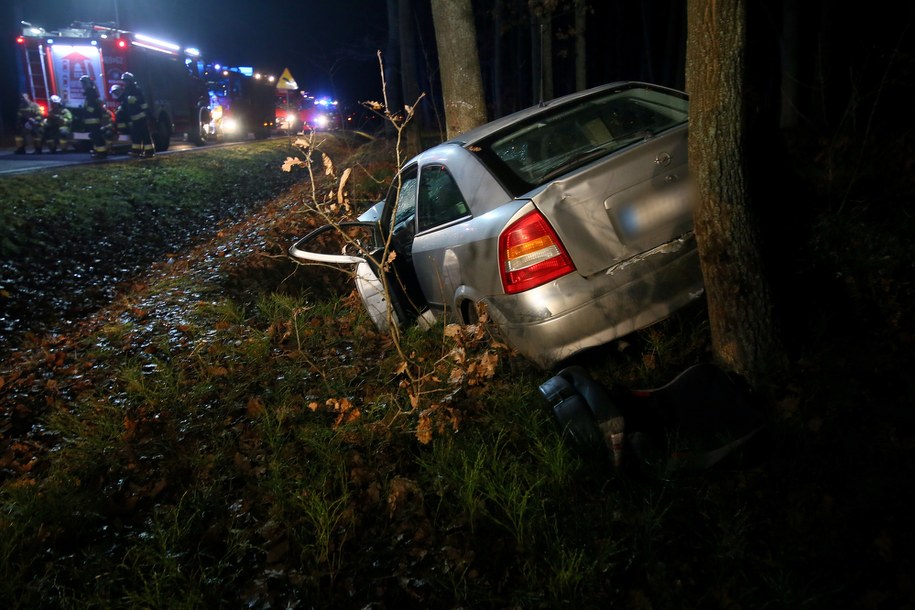 Zdjęcie z miejsca wypadku /	Tomasz Wojtasik /PAP