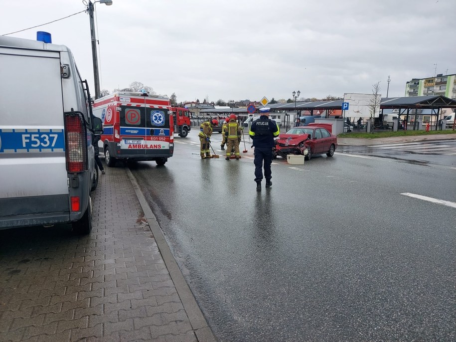 Zdjęcie z miejsca wypadku /KPP w Zgierzu /Policja