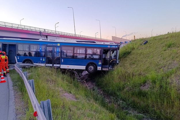 Zdjęcie z miejsca wypadku /OSP Pobiednik Mały /PAP